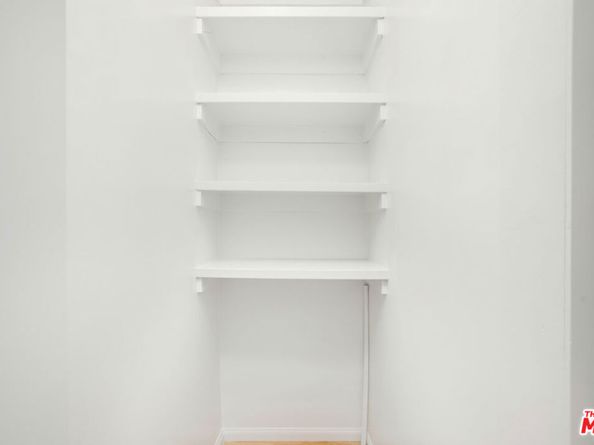 4567 Lexington Avenue 106, Los Angeles CA 90029