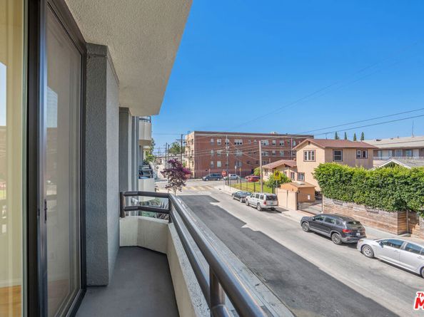 4567 Lexington Avenue 106, Los Angeles CA 90029