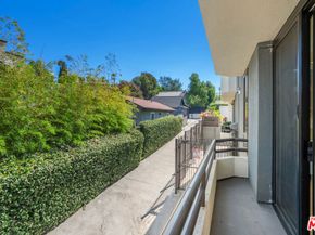 4567 Lexington Avenue 106, Los Angeles CA 90029