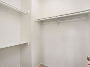 4567 Lexington Avenue 106, Los Angeles CA 90029