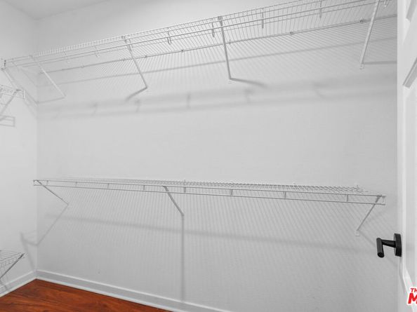 1401 S St Andrews Place 201, Los Angeles CA 90019