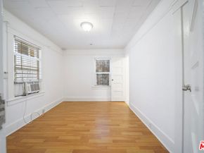 1046 S Fedora Street, Los Angeles CA 90006