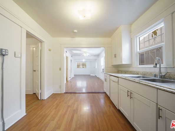 1046 S Fedora Street, Los Angeles CA 90006