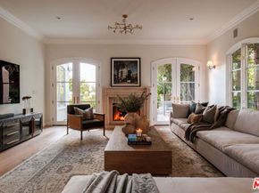 18875 Pasadero Drive, Tarzana CA 91356