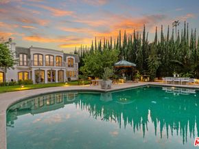 18875 Pasadero Drive, Tarzana CA 91356