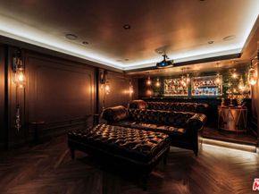 18875 Pasadero Drive, Tarzana CA 91356