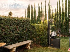 18875 Pasadero Drive, Tarzana CA 91356