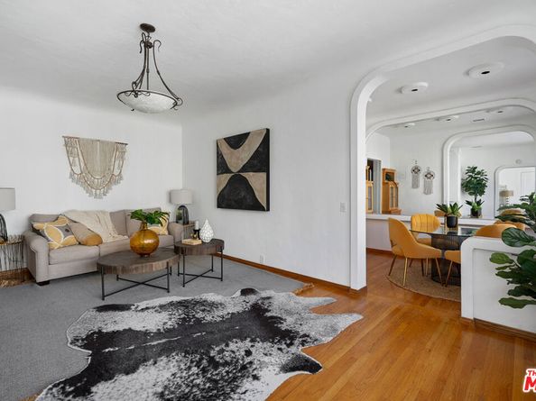 1345 N Hayworth Avenue 209, West Hollywood CA 90046