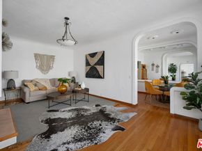 1345 N Hayworth Avenue 209, West Hollywood CA 90046