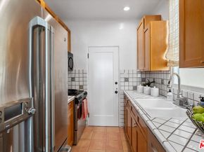 1345 N Hayworth Avenue 209, West Hollywood CA 90046