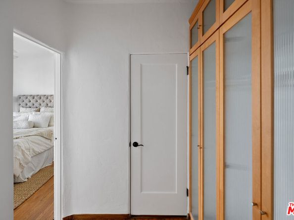 1345 N Hayworth Avenue 209, West Hollywood CA 90046