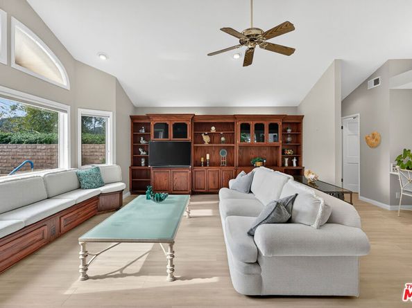 23512 Community Street, West Hills CA 91304