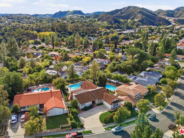 23512 Community Street, West Hills CA 91304