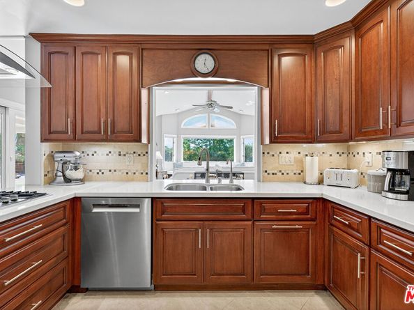 23512 Community Street, West Hills CA 91304