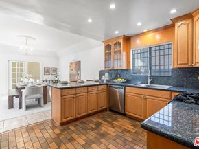 800 S Bronson Avenue, Los Angeles CA 90005