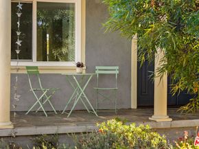 5748 7th Avenue, Los Angeles CA 90043