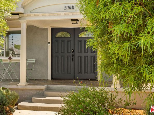 5748 7th Avenue, Los Angeles CA 90043