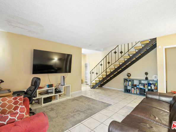 66 W 49th Street, Long Beach CA 90805