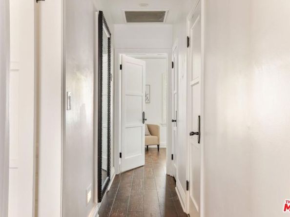 4940 Arcola Avenue, North Hollywood CA 91601