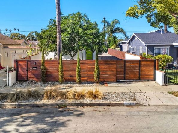 6567 5th Avenue, Los Angeles CA 90043