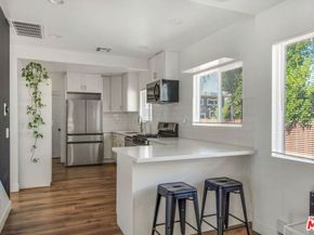 6567 5th Avenue, Los Angeles CA 90043