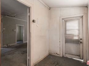 6541 Regent Street, Huntington Park CA 90255