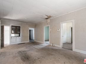 6541 Regent Street, Huntington Park CA 90255