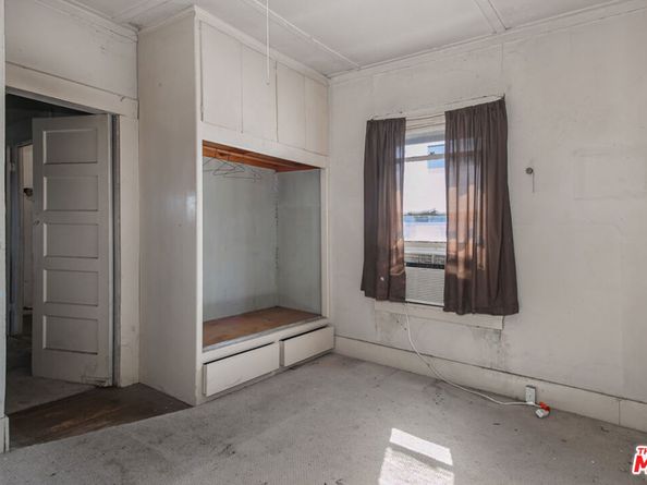 6541 Regent Street, Huntington Park CA 90255