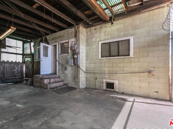 6541 Regent Street, Huntington Park CA 90255