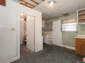 6541 Regent Street, Huntington Park CA 90255