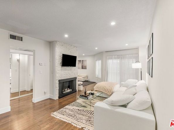 141 S Clark Drive 224, West Hollywood CA 90048