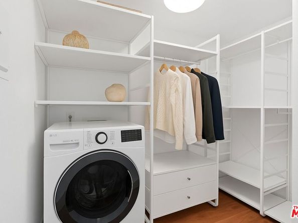 7320 Hawthorn Avenue 219, Los Angeles CA 90046