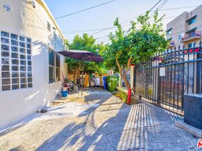 308 E Edgeware Road, Los Angeles CA 90026