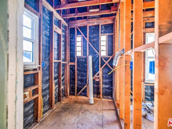 308 E Edgeware Road, Los Angeles CA 90026