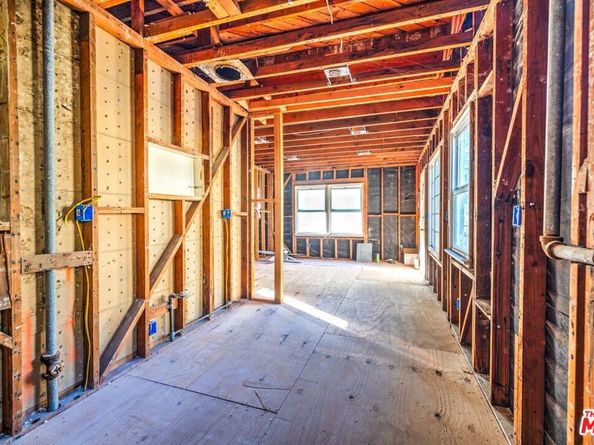 308 E Edgeware Road, Los Angeles CA 90026