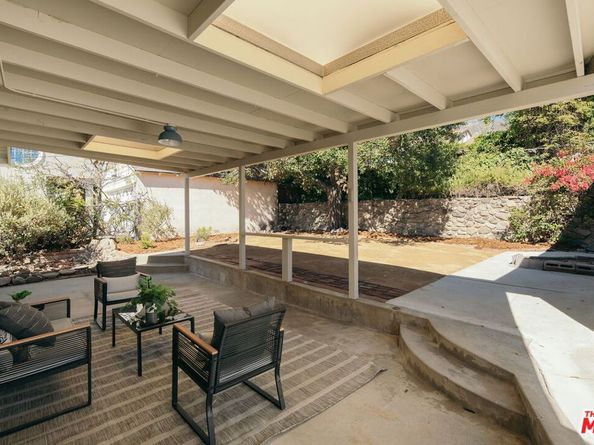 2943 Los Olivos Lane, La Crescenta CA 91214