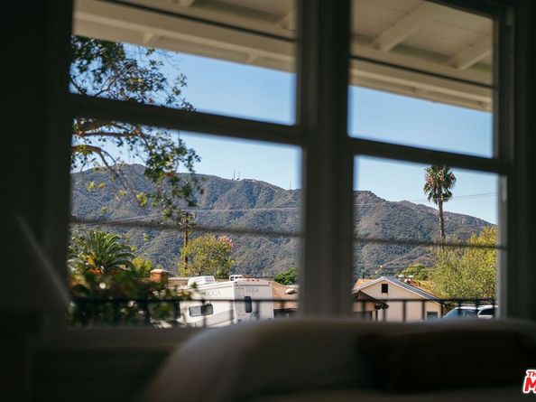 2943 Los Olivos Lane, La Crescenta CA 91214