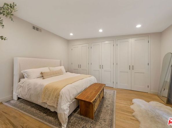 14333 Tiara Street, Van Nuys CA 91401
