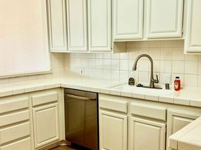 11910 Weddington Street 306, Valley Village CA 91607