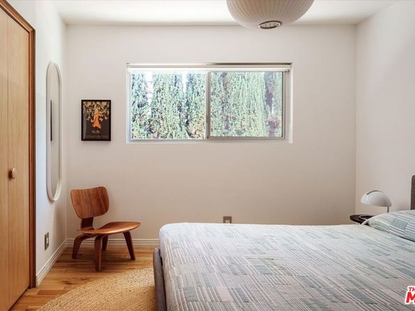 4209 Clayton Avenue, Los Angeles CA 90027