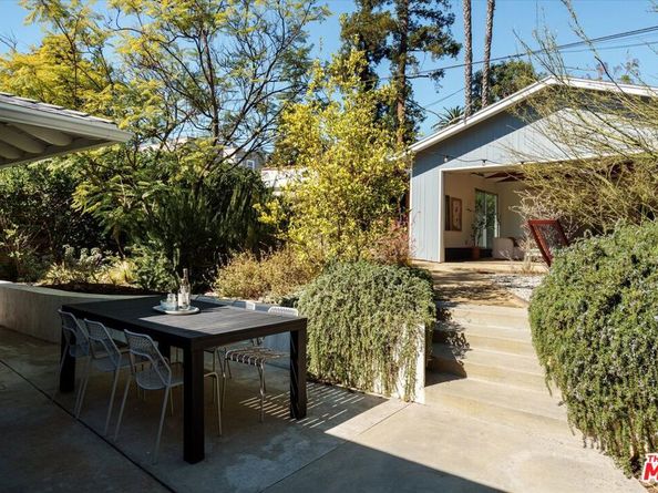 4209 Clayton Avenue, Los Angeles CA 90027
