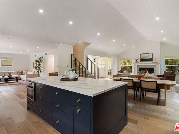 3021 Barry Avenue, Los Angeles CA 90066