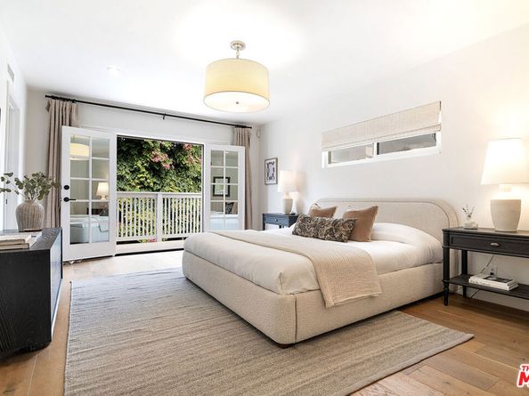 3021 Barry Avenue, Los Angeles CA 90066