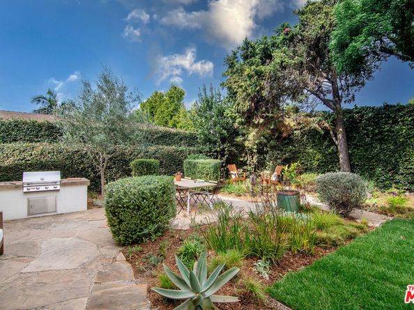 3021 Barry Avenue, Los Angeles CA 90066