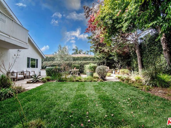 3021 Barry Avenue, Los Angeles CA 90066