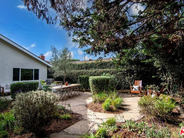 3021 Barry Avenue, Los Angeles CA 90066