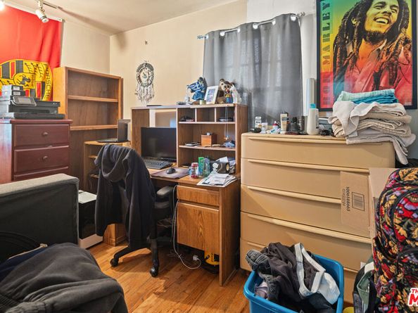 8330 - 8332 Barnsley Avenue, Los Angeles CA 90045