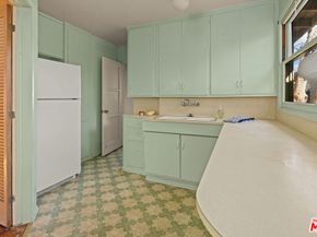 8330 - 8332 Barnsley Avenue, Los Angeles CA 90045