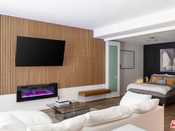 7250 Franklin Avenue 512, Los Angeles CA 90046