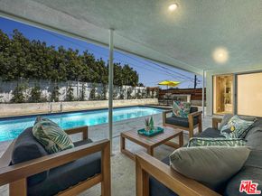 5810 S Halm Avenue, Los Angeles CA 90056